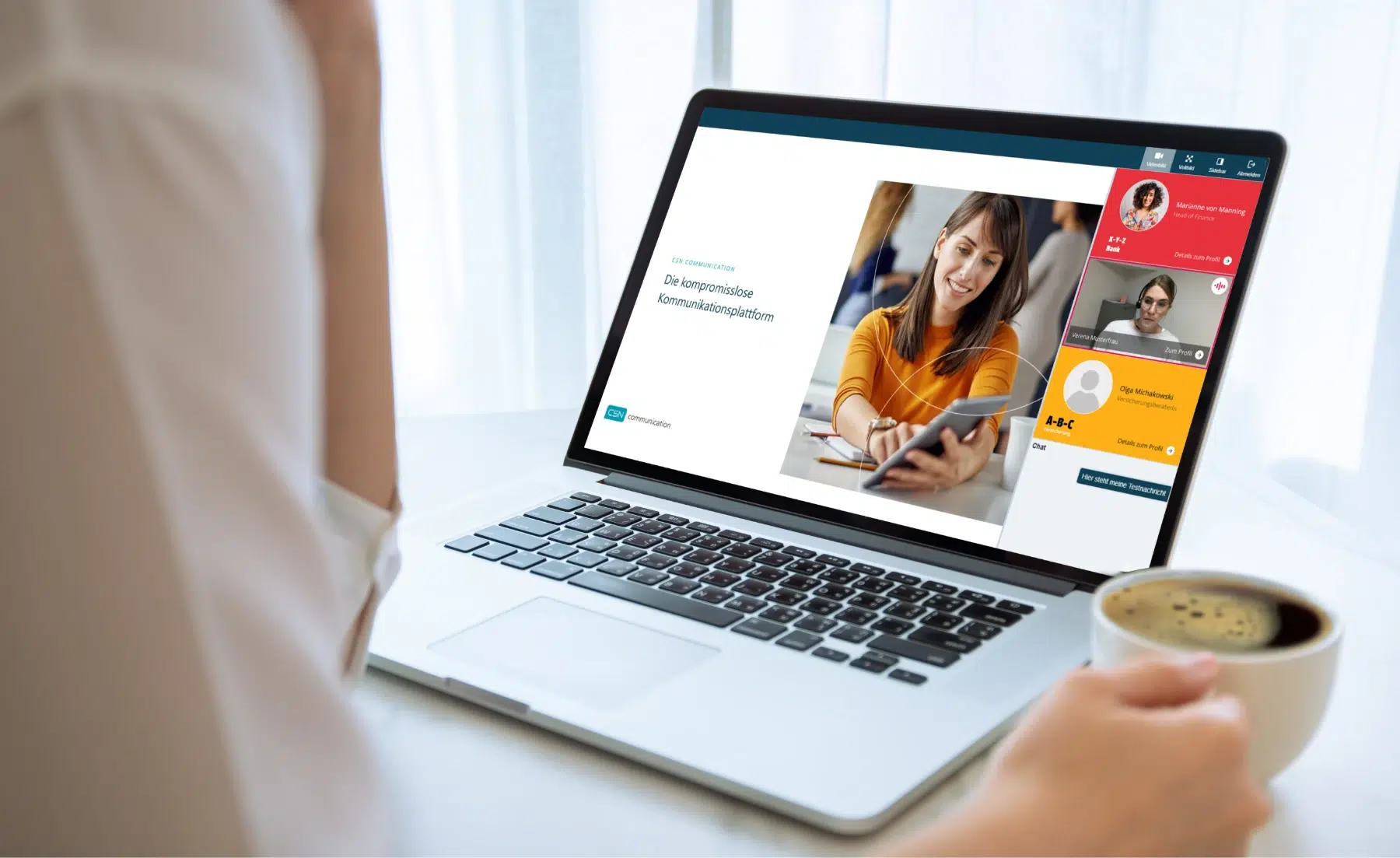 Laptop Mockup Live Webinare